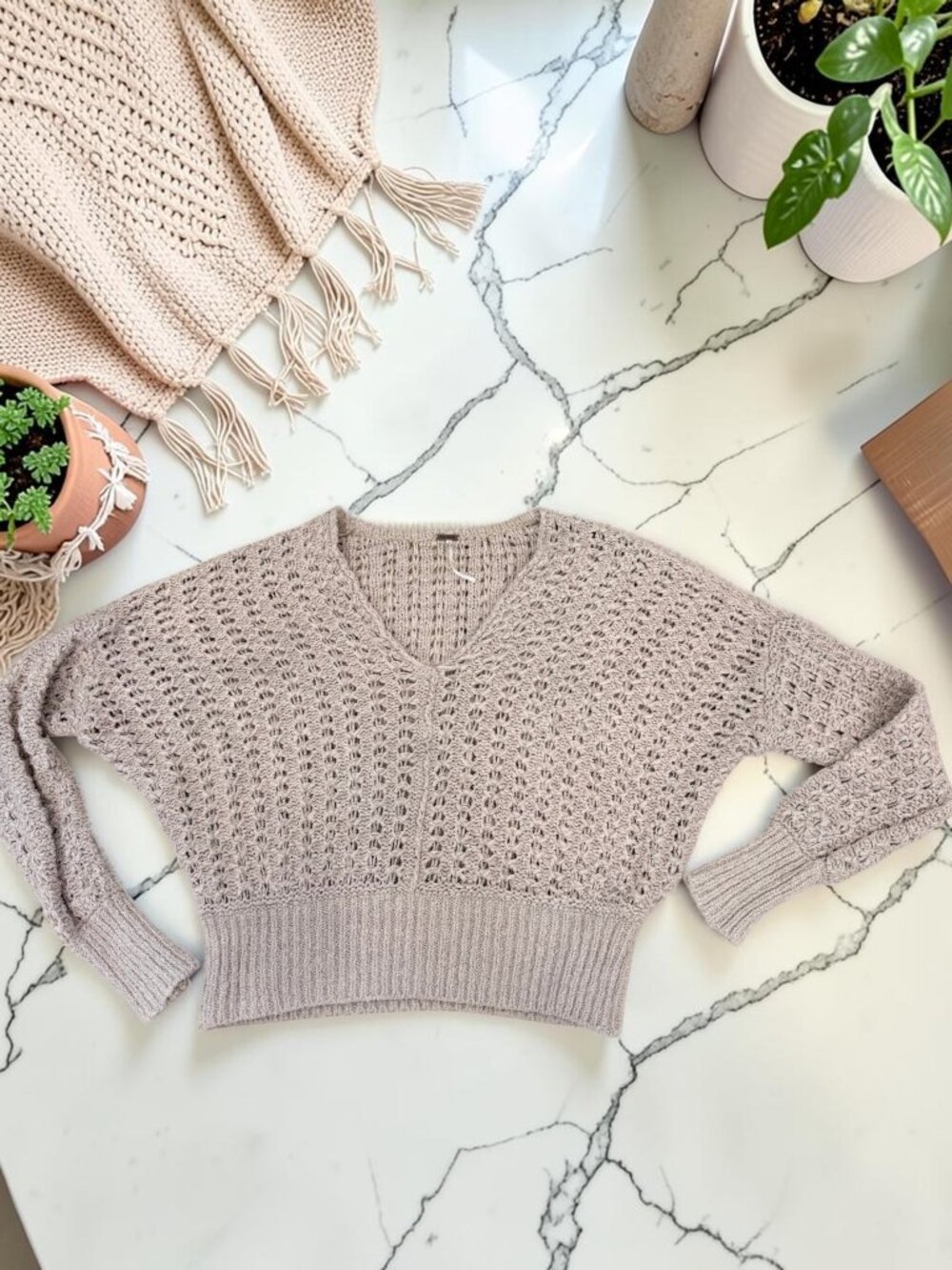 Free People Best of You V-Neck Sweater Size Medium Neutral Color Retail $128 - Picture 2 of 11